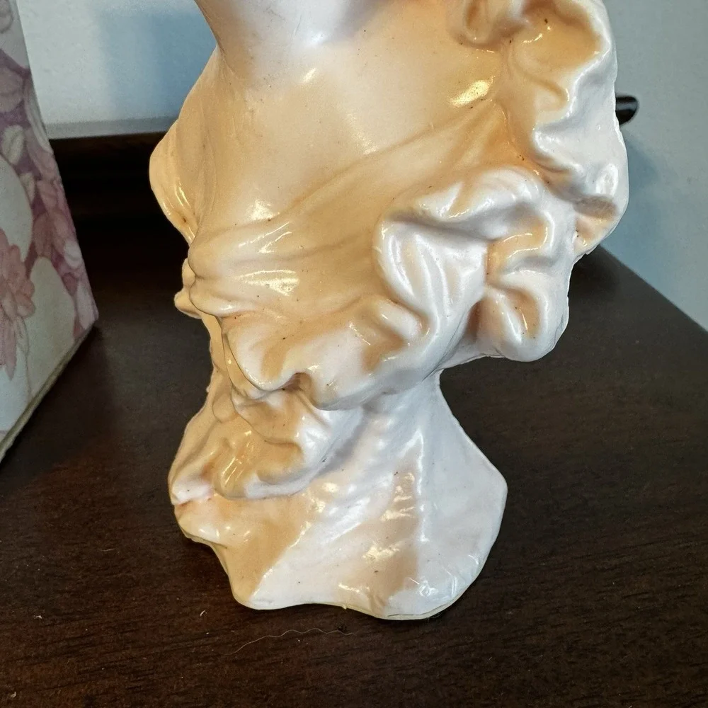 Avon Parisian Mode GARLANDIA POMANDER NOS NIB VTG 1970s STRONG SCENT vintage USA